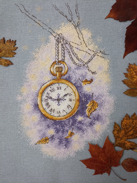 Autumn on the Clock - PDF Cross Stitch Pattern