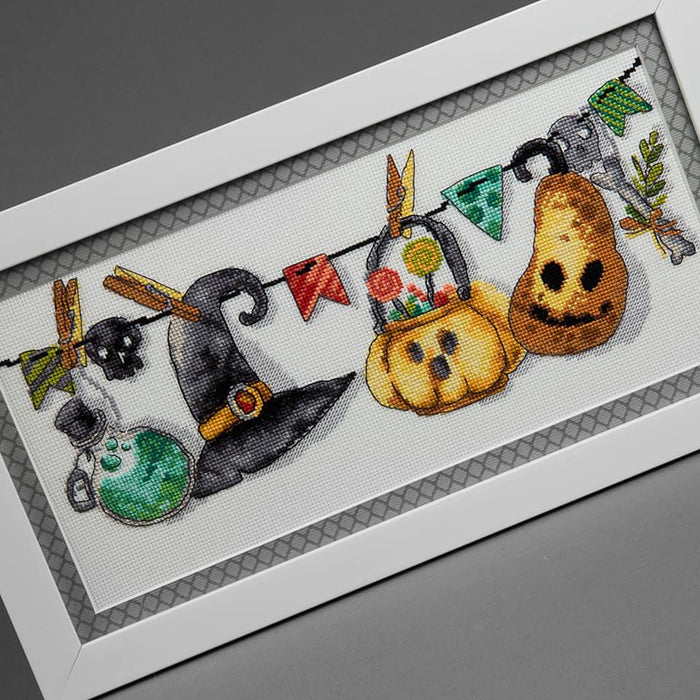 Top 10 Halloween Cross-Stitch Kits & Charts (And an Extra Crafting Technique You’ll Love!) - Wizardi