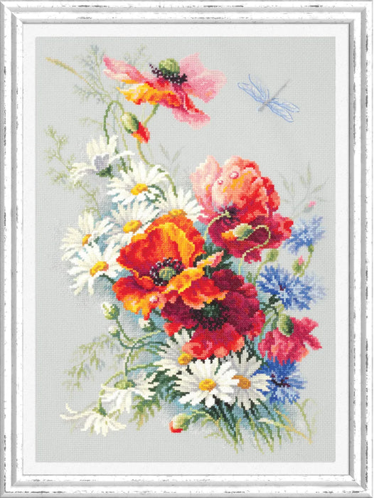 Poppies and Daisies 100-061 Counted Cross-Stitch Kit