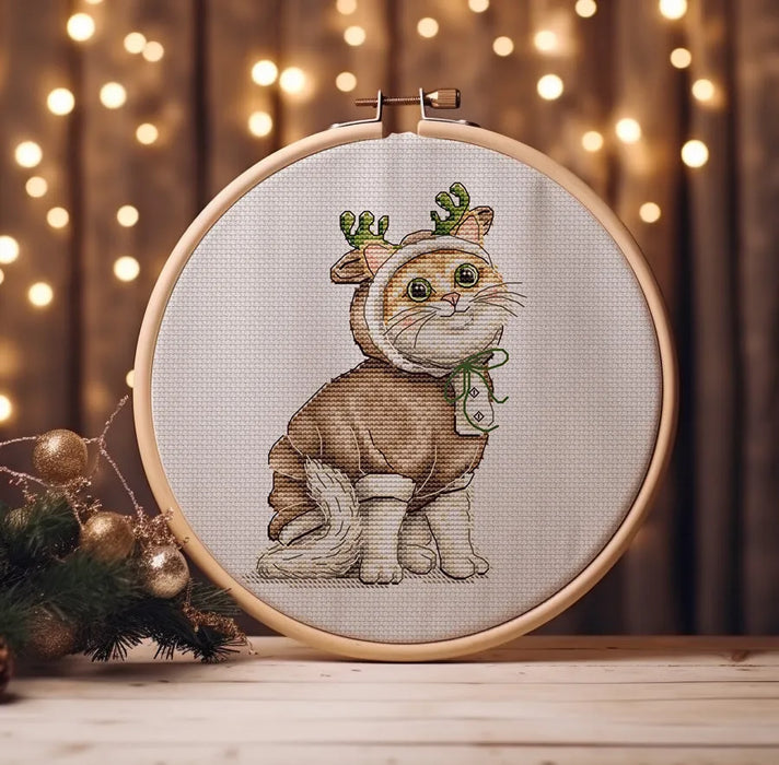 Deer Kitten Comb - PDF Cross Stitch Pattern