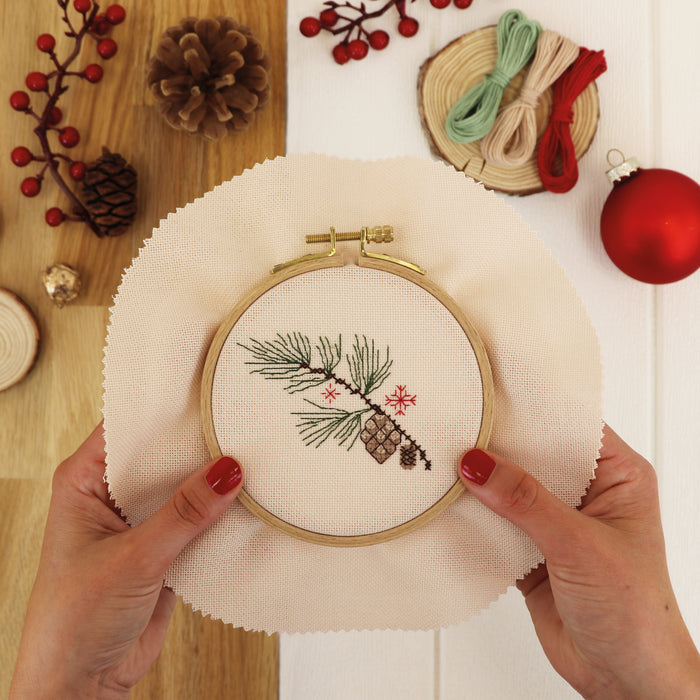 Merry Christmas - Free PDF Cross Stitch Pattern