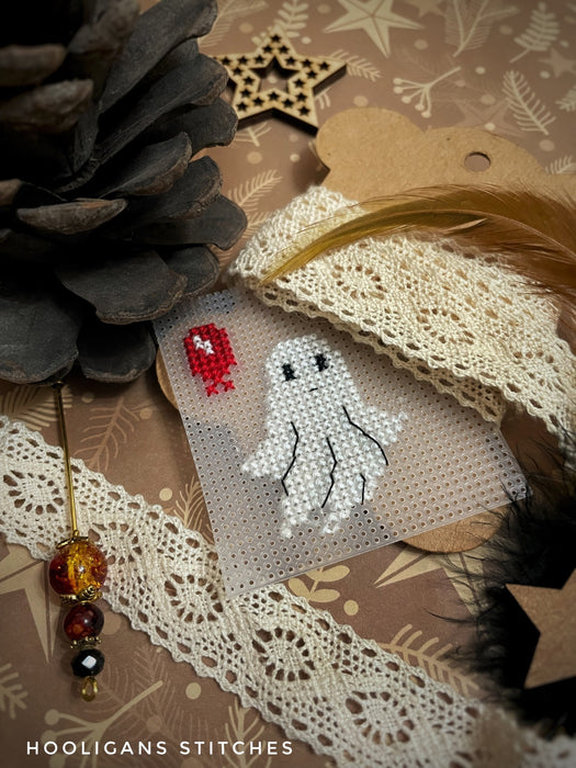 Little ghost - Free PDF Cross Stitch Pattern