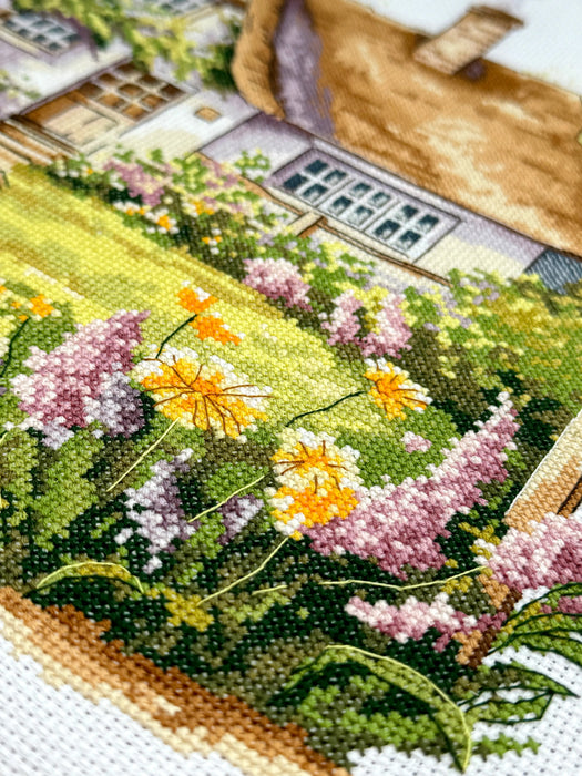 Enchantimg English House & Garden - PDF Cross Stitch Pattern