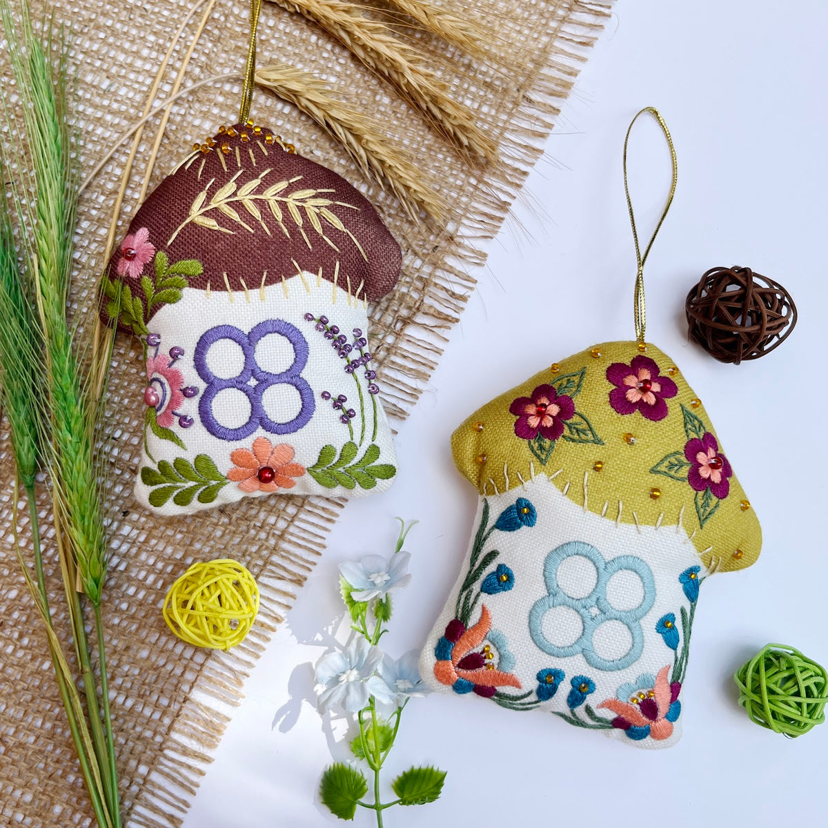 Houses M-0357 combined embroidery kit