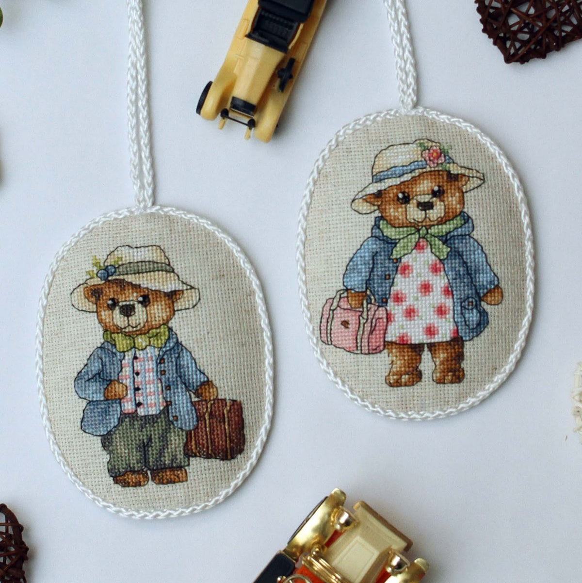 Bears M-0322 cross stitch kit