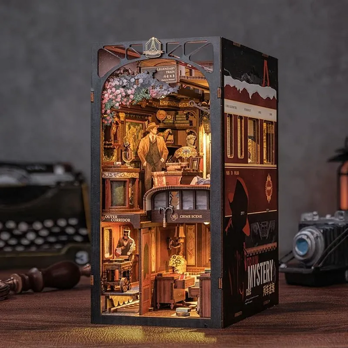 Book Nook Wizardi Miniature - Train Mystery Roombox Kit