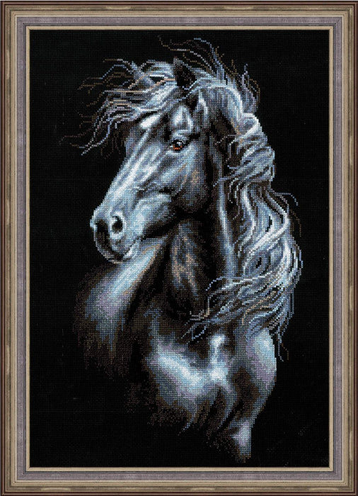 Breeze Through Mane R1494 Counted Cross Stitch Kit