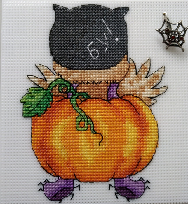 I am a pumpkin! - PDF Cross Stitch Pattern