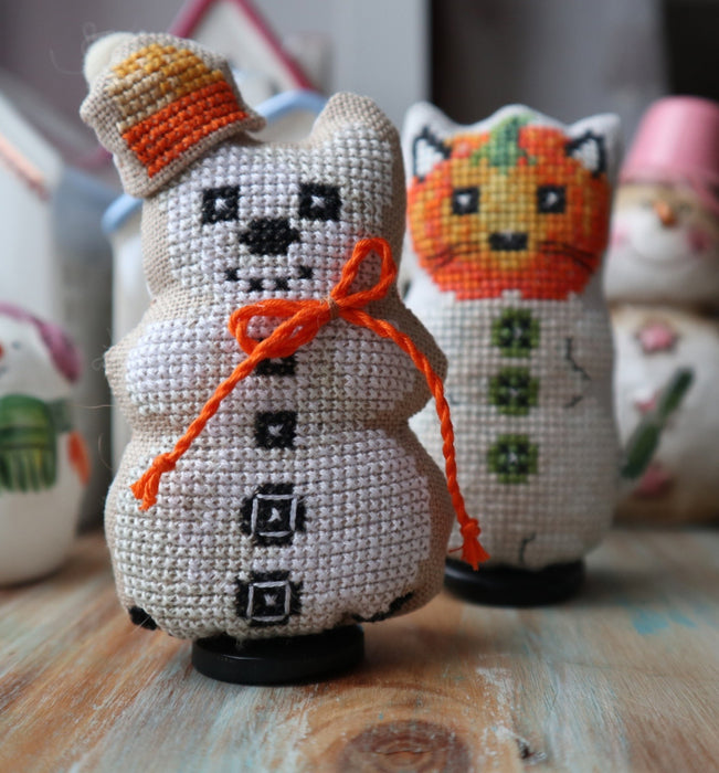 Snowcat - PDF Cross Stitch Pattern