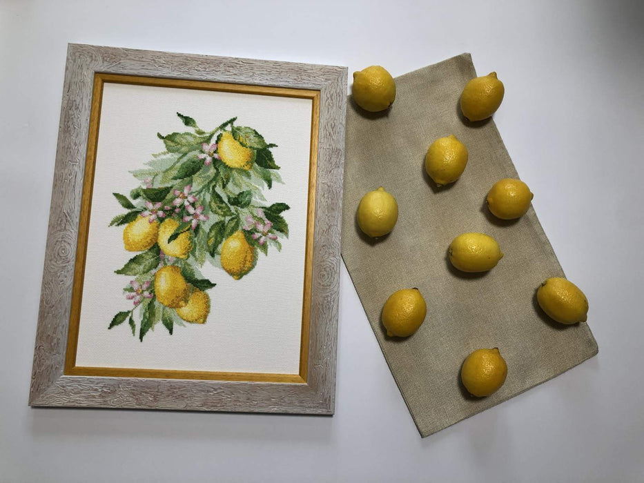 Bright Lemons R2054 Counted Cross Stitch Kit