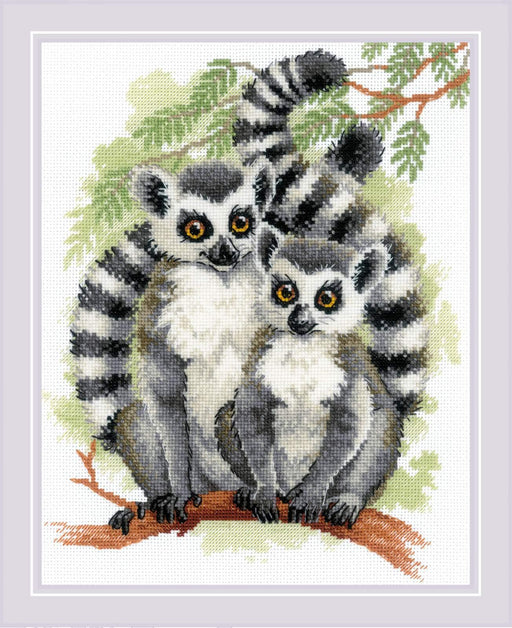 Lemurs 2196R Counted Cross Stitch Kit - Wizardi