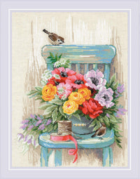 Garden Flowers R2299 Counted Cross Stitch Kit