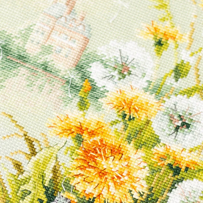 Meadow Stories. Bumblebee 510-354 Counted Cross-Stitch Kit