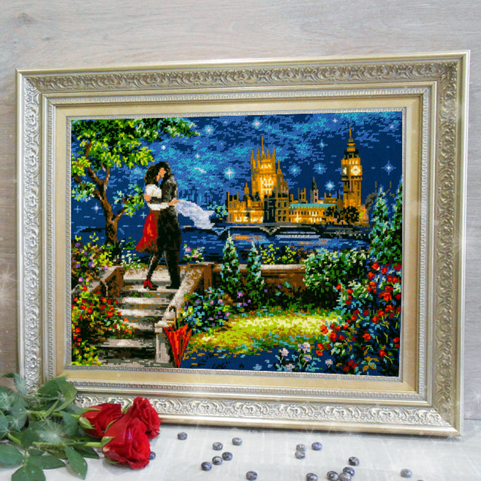 Date in London 550-767 Counted Cross-Stitch Kit