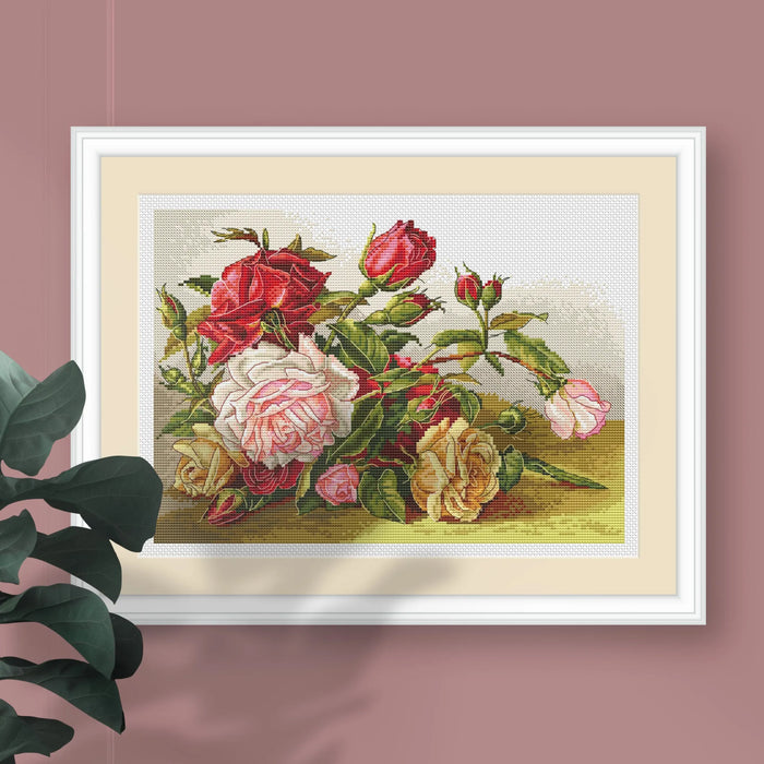 Vintage Garden Roses Comb - PDF Cross Stitch Pattern