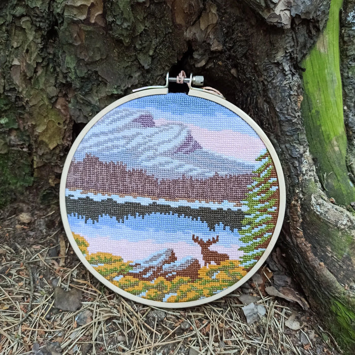 Round Landscapes. Landscape 4 - PDF Cross Stitch Pattern