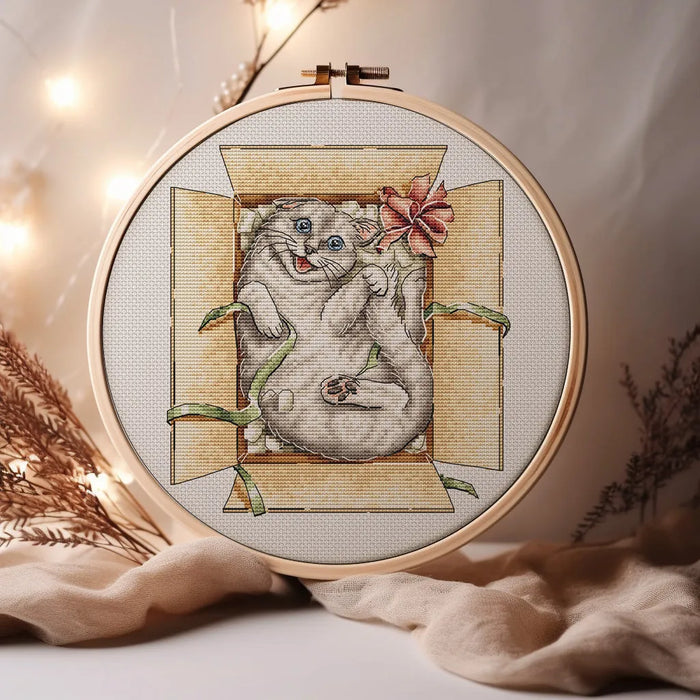 Cat in Box Comb - PDF Cross Stitch Pattern