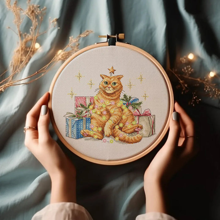 Festive Orange Cat Comb - PDF Cross Stitch Pattern