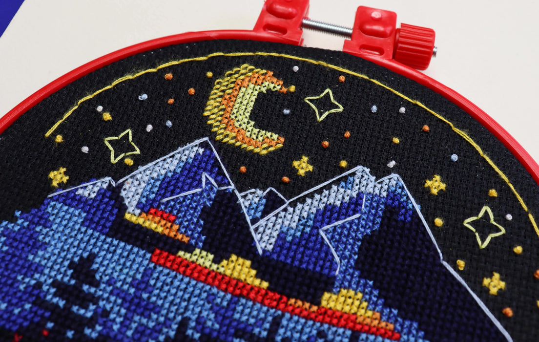 Cross-stitch kits Around the campfire AHM-074