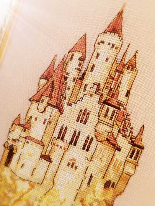 Suspended Castle 122-B003 K Counted Cross Stitch Kit