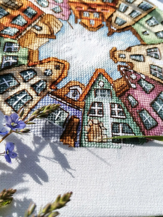 The old Courtyard - PDF Cross Stitch Pattern