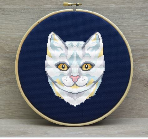 White cat 2 - PDF Cross Stitch Pattern