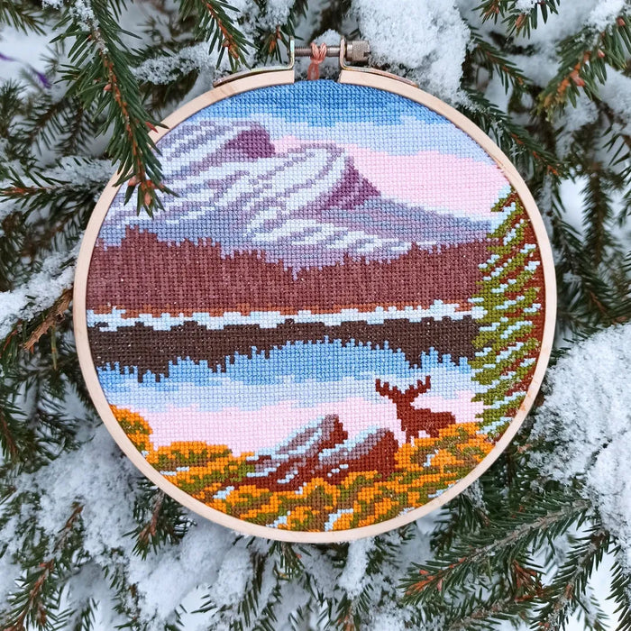 Round Landscapes. Landscape 4 - PDF Cross Stitch Pattern