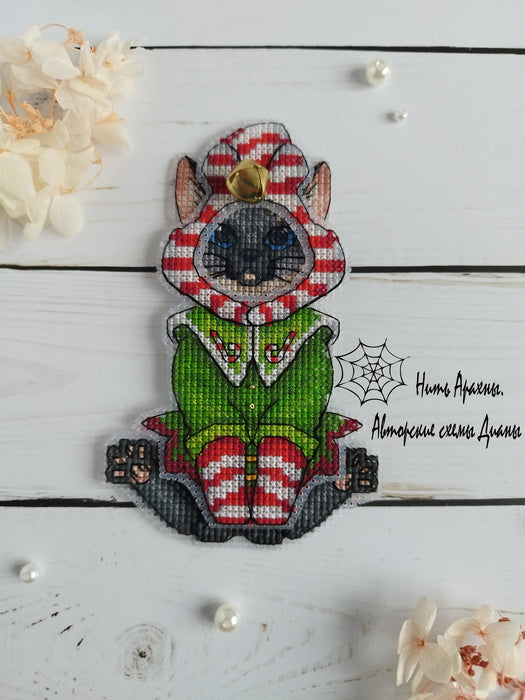 Thai cat with costumes - PDF Cross Stitch Pattern