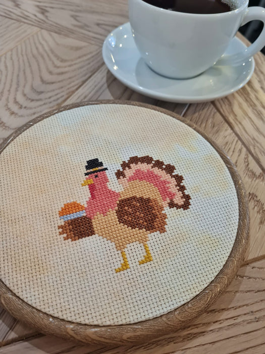 Turkey with pie - PDF Cross Stitch Pattern