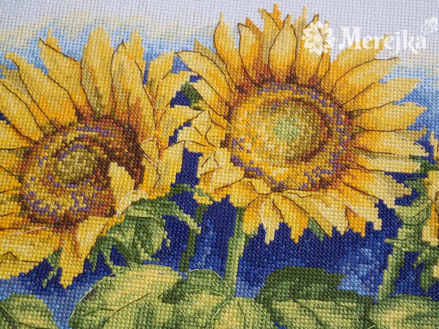 Bright Sunflowers K-125 Counted Cross-Stitch Kit - Wizardi