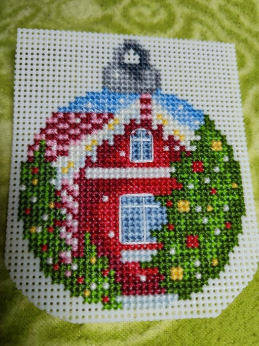 Christmas ball. House - PDF Cross Stitch Pattern - Wizardi