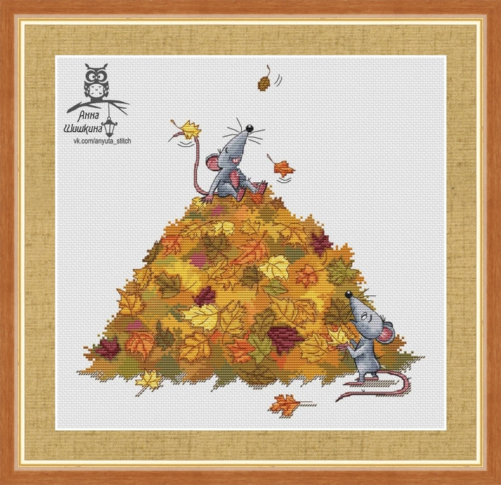 Mice on leaves - PDF Cross Stitch Pattern