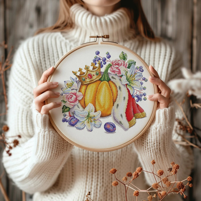 Royal Pumpkin - PDF Cross Stitch Pattern