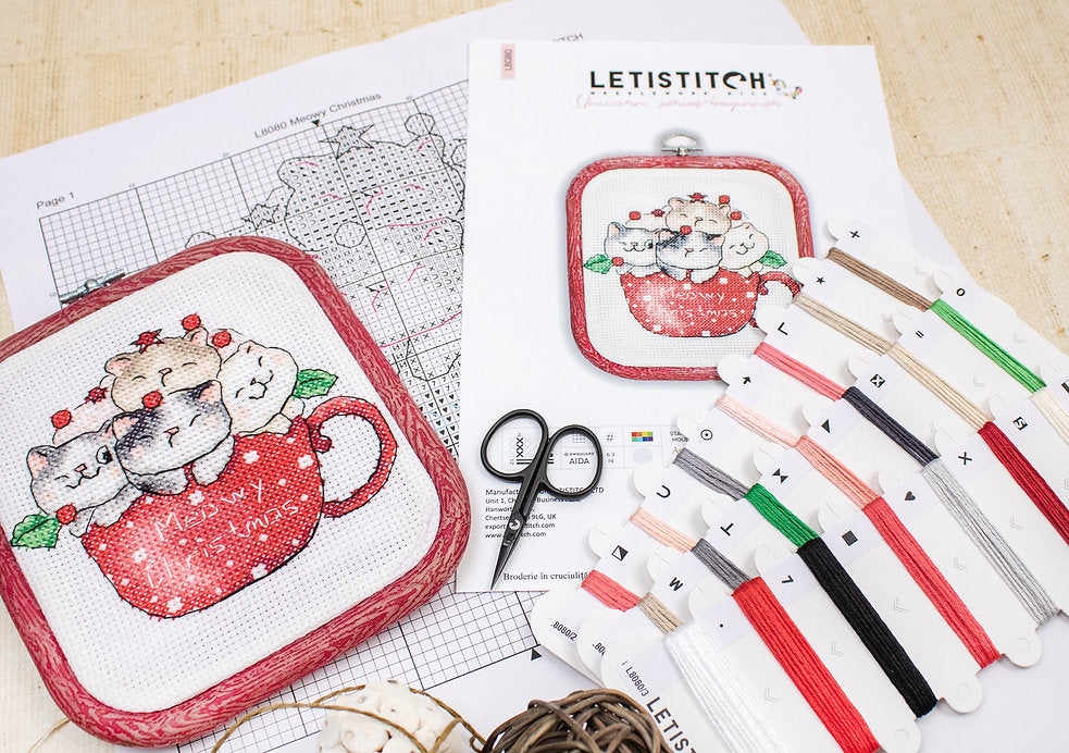 Meowy Christmas with hoop included L8080 Counted Cross Stitch Kit