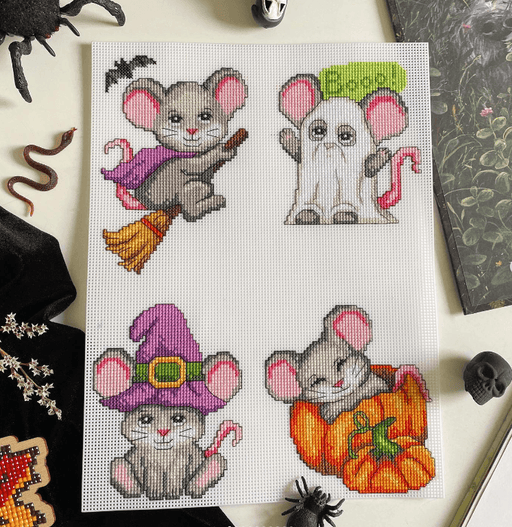 "Halloween Mouses" 102CS Counted Cross-Stitch Kit - Wizardi