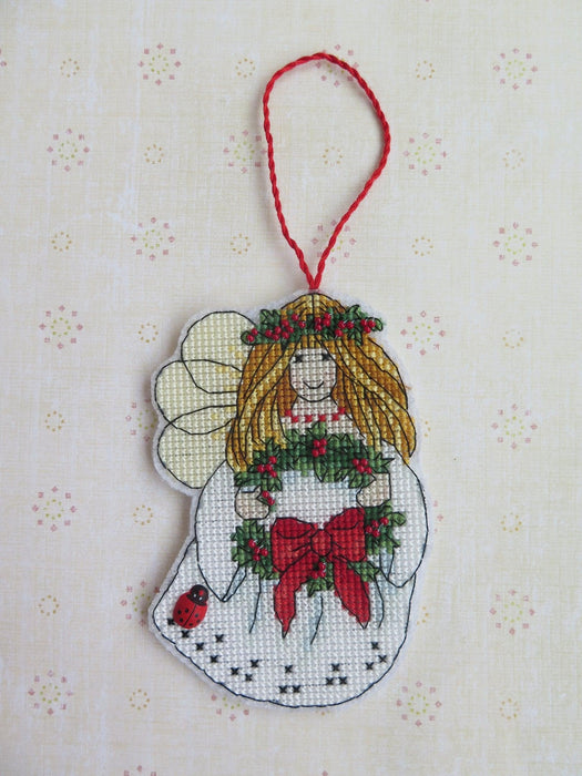 Heart Angel - PDF Cross Stitch Pattern - Wizardi