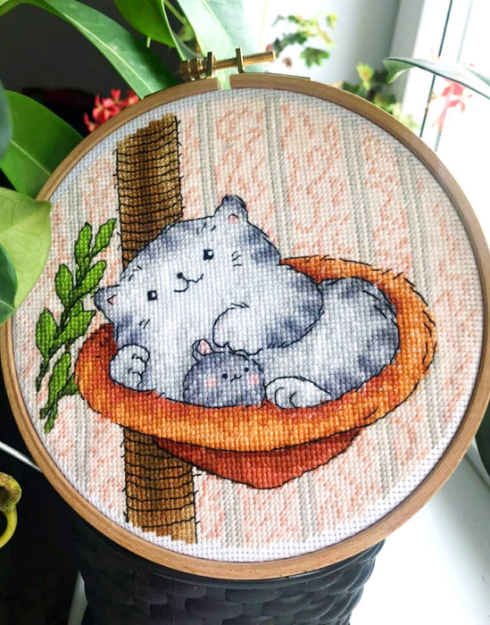 Cat in a hammock - PDF Cross Stitch Pattern