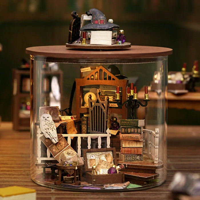 Miniature Wizardi Roombox Kit - Magic House Dollhouse Kit