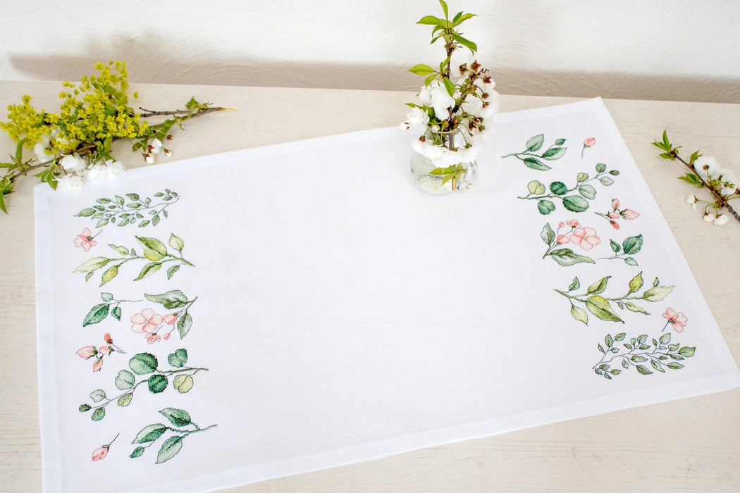 Leaves and flowers FM019L Table Cloth Counted Cross-Stitch Kit