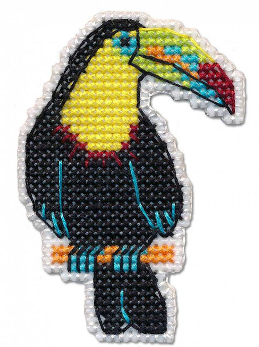 Badge - toucan 1318 Plastic Canvas Counted Cross Stitch Kit - Wizardi