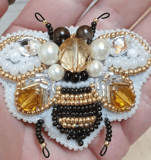 BP-221 Beadwork kit for creating brooch Crystal Art "Bee" - Wizardi