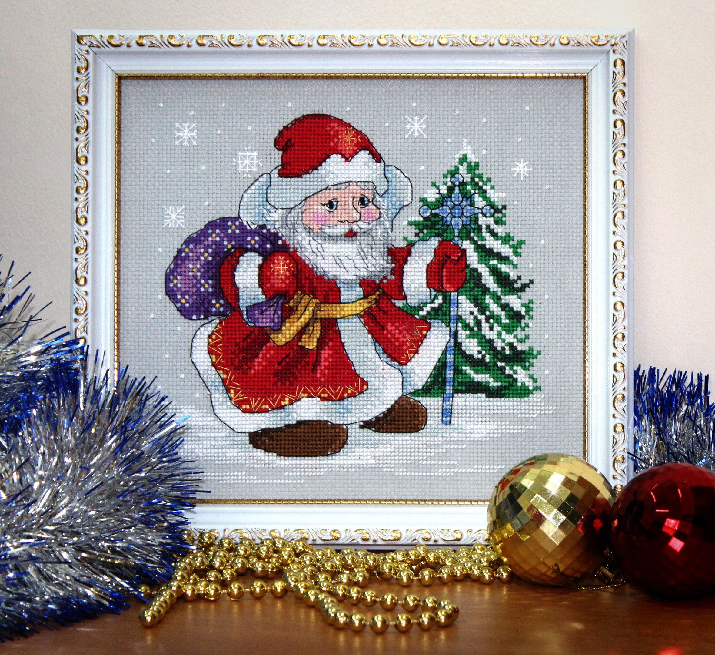 Christmas Santa Claus Counted Cross Stitch Chart - Free Patterns