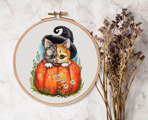 Halloween Cat. Kitten with Pumpkin - PDF Cross Stitch Pattern - Wizardi