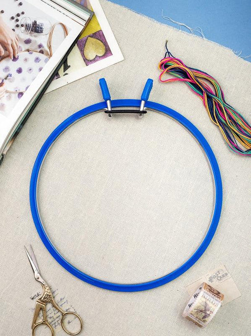Large Spring Metal Embroidery Hoop Nurge 160-1 Deep Blue - Wizardi