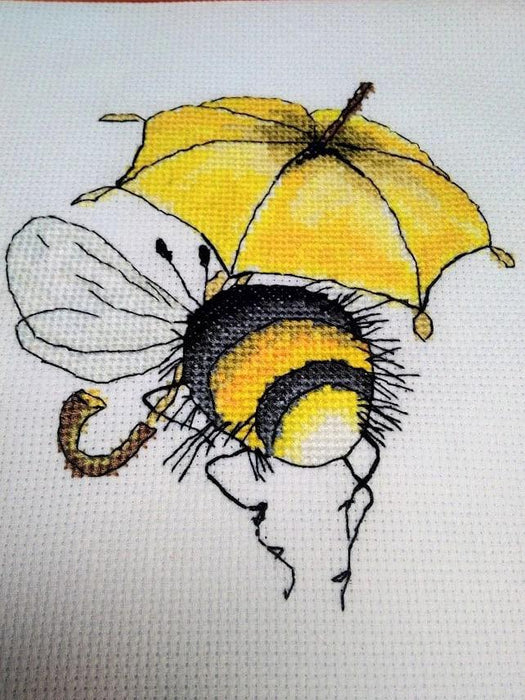 October Bumblebee - PDF Cross Stitch Pattern - Wizardi