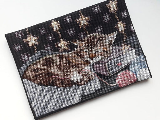 Sleeping Kitten - PDF Cross Stitch Pattern - Wizardi