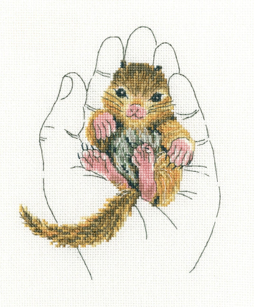 Warmth in palms M696 Counted Cross Stitch Kit - Wizardi