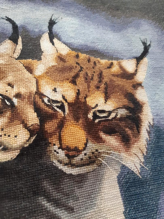 Wild cat Lynxes - PDF Counted Cross Stitch Pattern - Wizardi